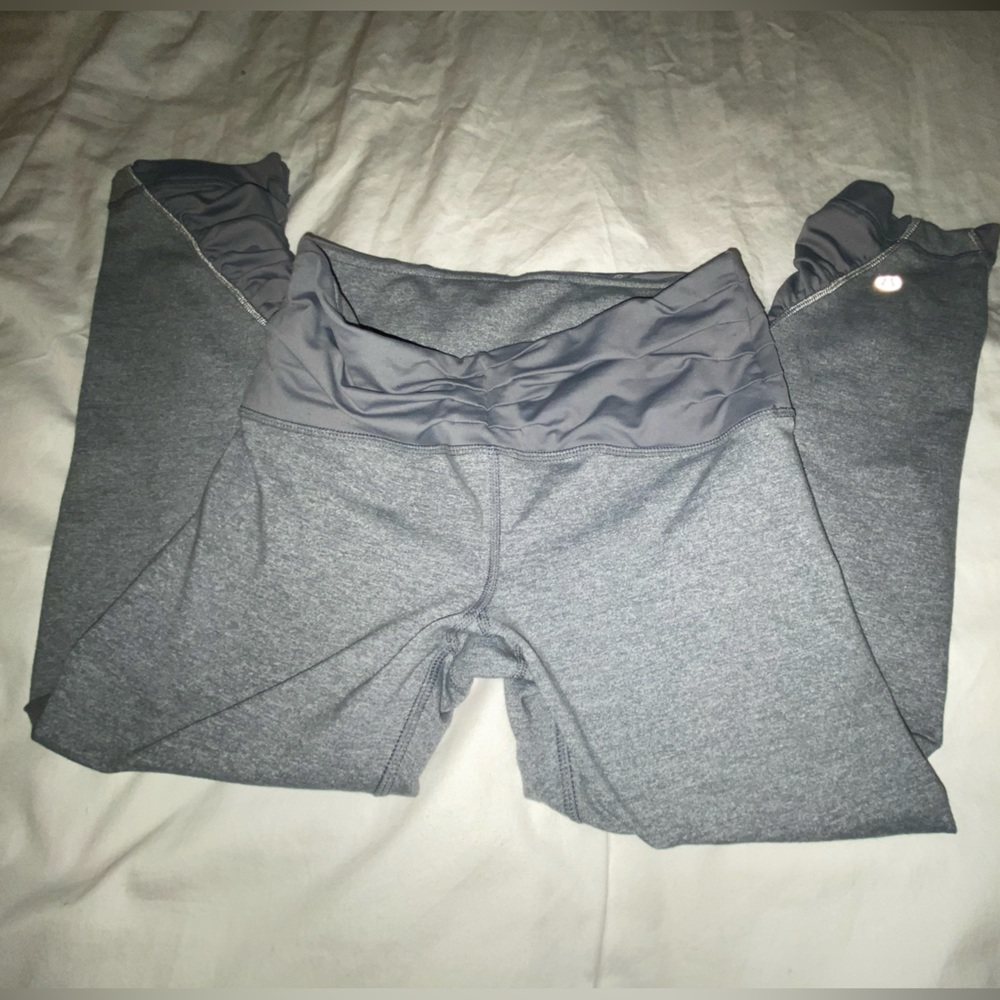 Lululemon capris leggings size 6 - Picture 5 of 11